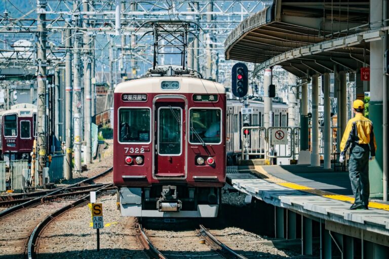 Japan Public Transport Etiquette: What Every Tourist Needs to Know Before Taking