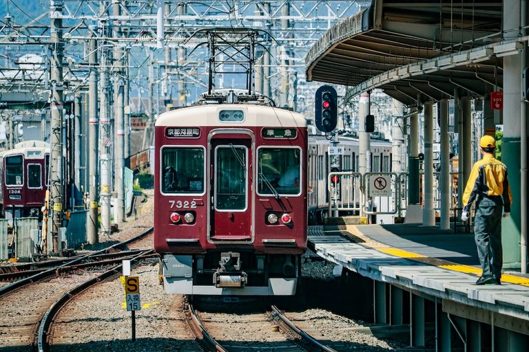 Japan Public Transport Etiquette: What Every Tourist Needs to Know Before Taking