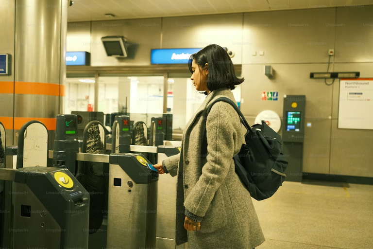 Suica Card Guide: How to Buy, Use, and Recharge It while in Japan